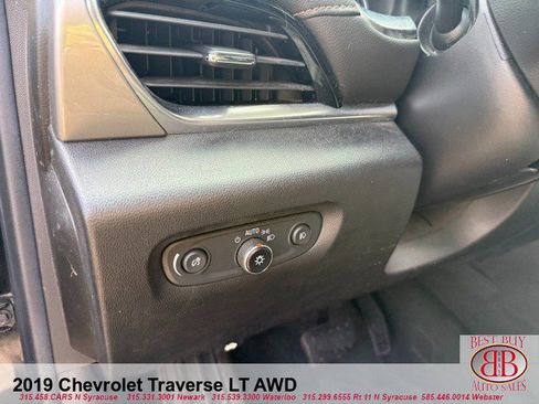 Used 2019 Chevrolet Traverse LT AWD/4WD image 35