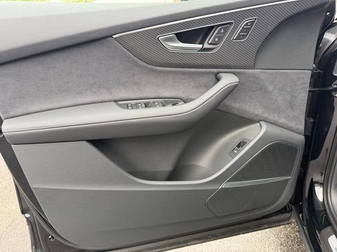 New 2026 Audi SQ7 Premium Plus AWD/4WD image 13