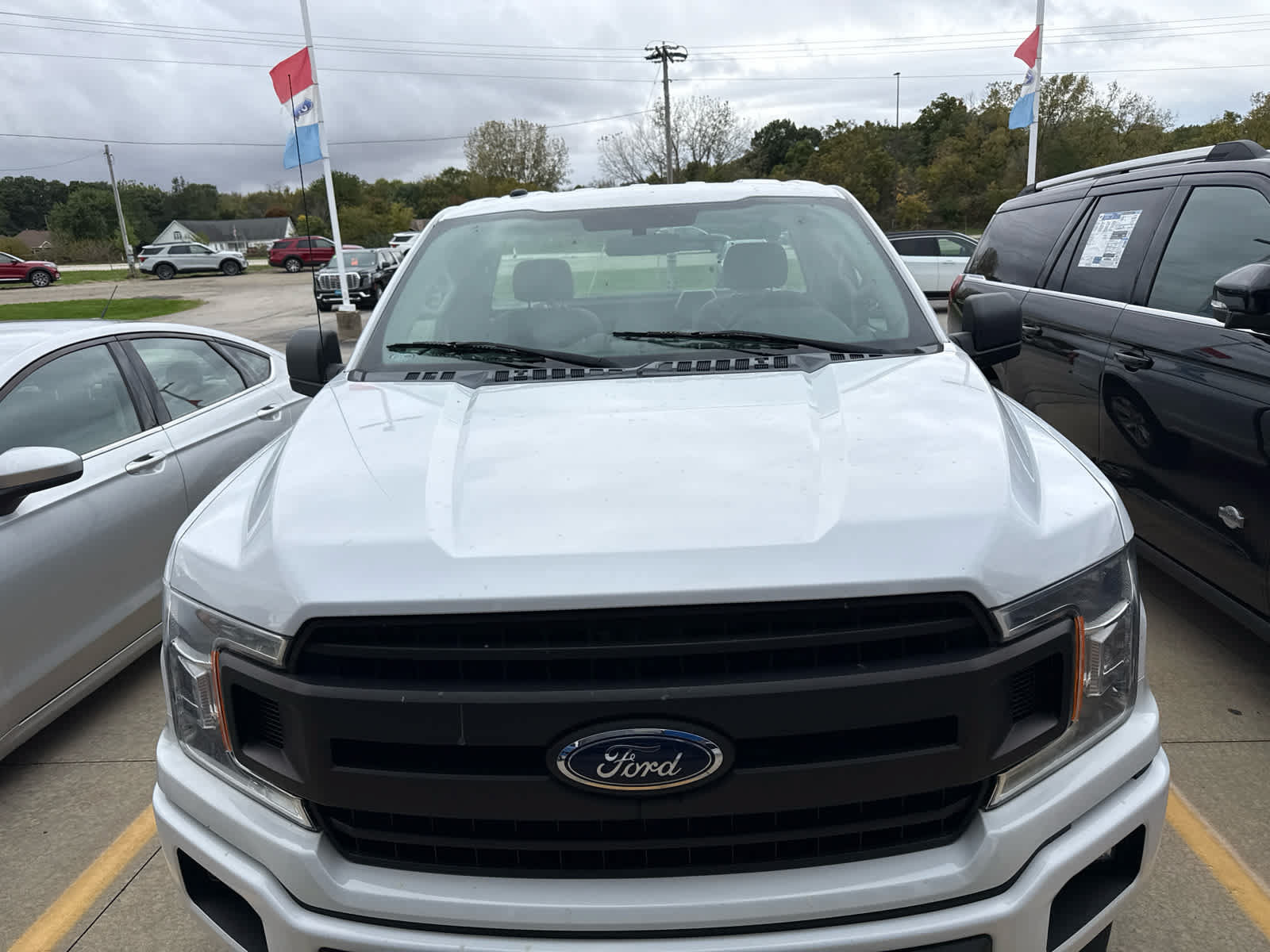 Used 2018 Ford F150 XL w/ Equipment Group 101A Mid RWD image 2