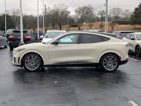 Used 2025 Ford Mustang Mach-E GT image 5