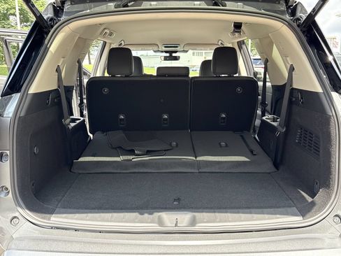 New 2026 Nissan Pathfinder SL FWD image 18
