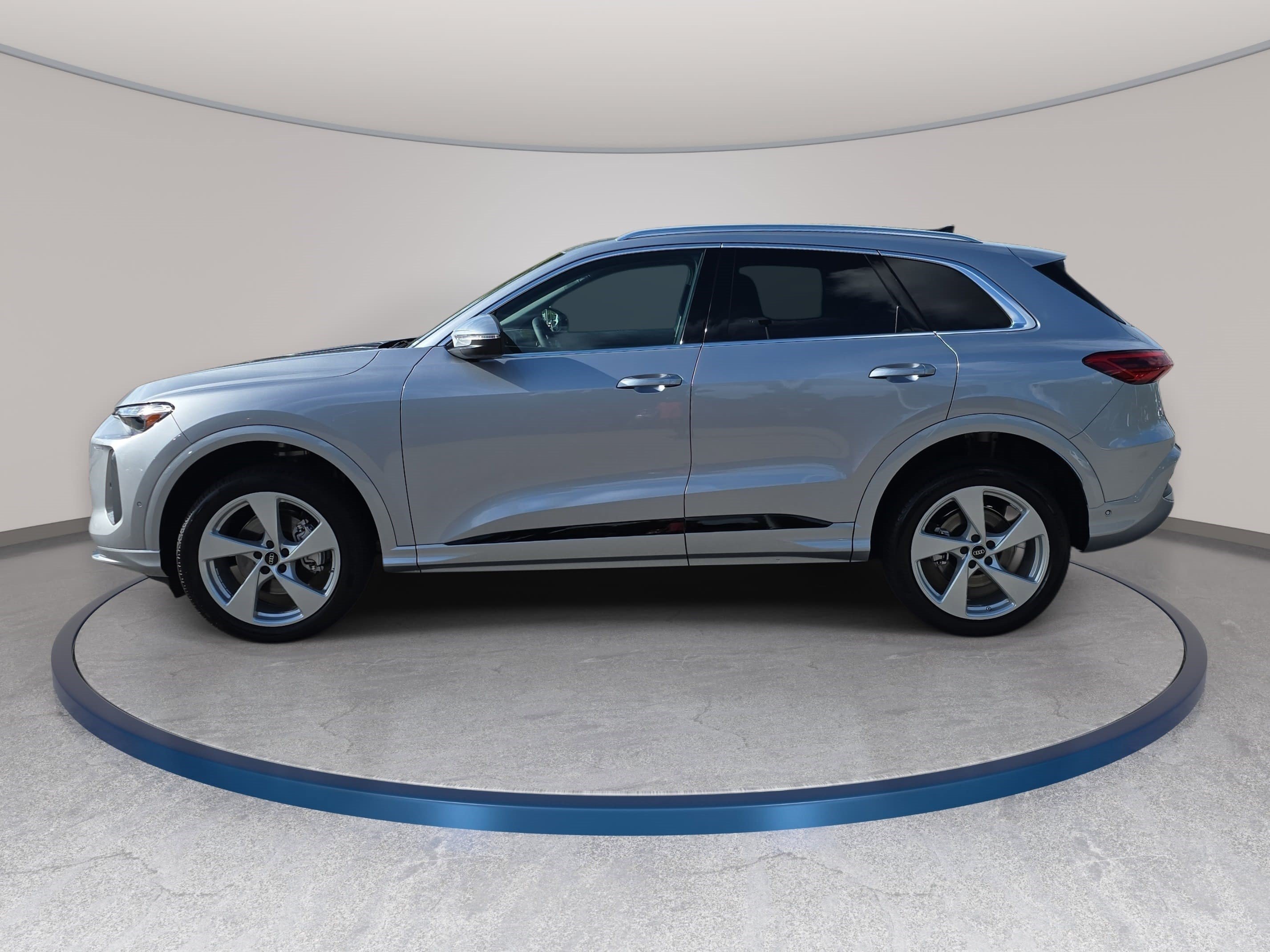 New 2026 Audi Q5 Premium Plus AWD/4WD image 7