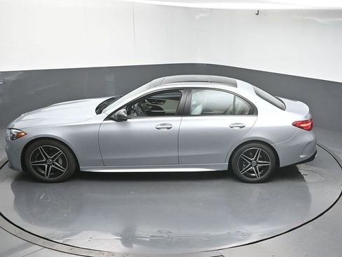 Used 2025 Mercedes-Benz C 300 Sedan image 46