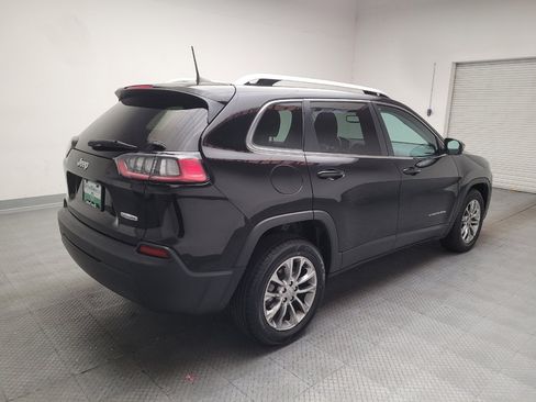 Used 2019 Jeep Cherokee Latitude Plus w/ Comfort/Convenience Group FWD image 9