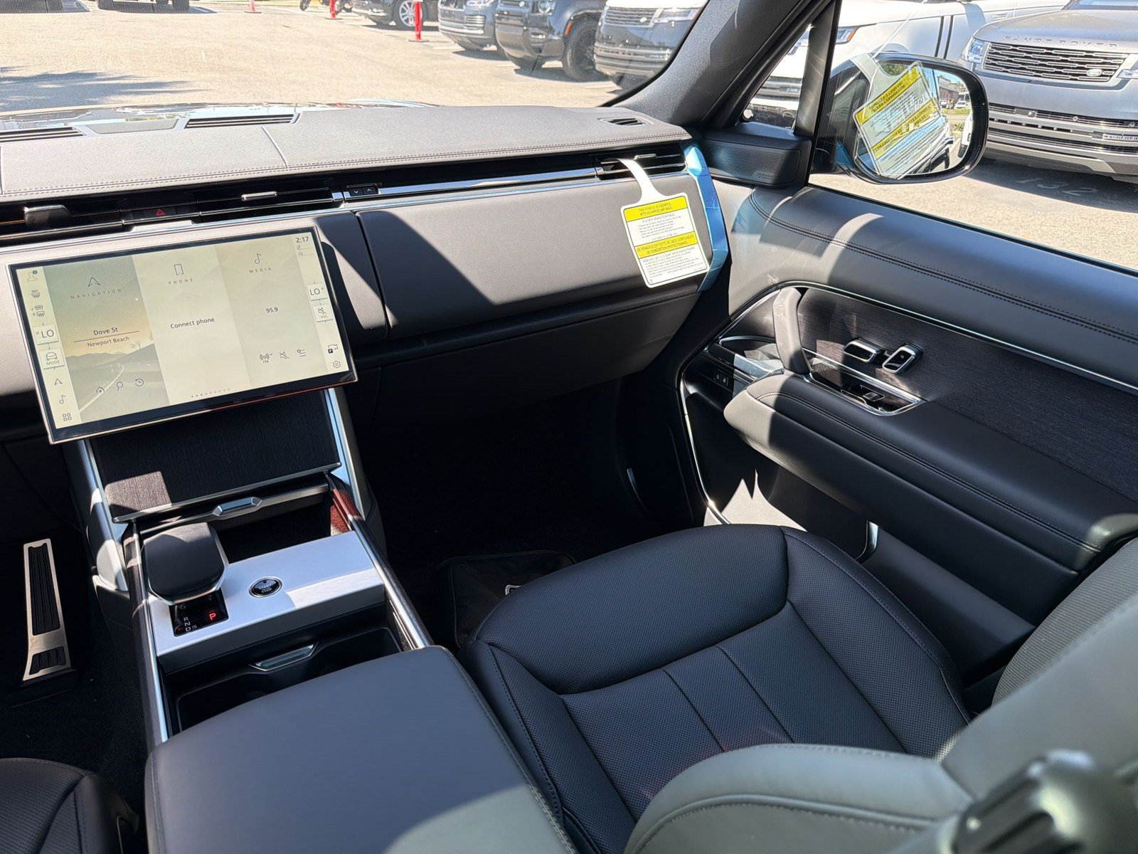 New 2026 Land Rover Range Rover SE AWD/4WD image 30