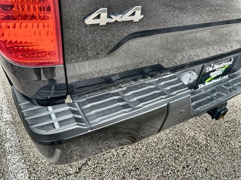 Used 2020 Toyota Tundra Platinum image 6