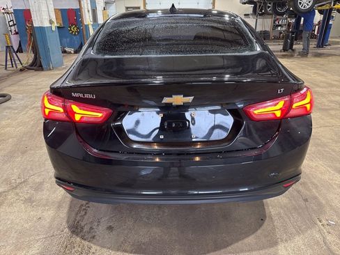 Used 2020 Chevrolet Malibu LT image 3