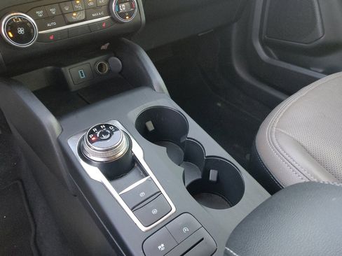 Used 2020 Ford Escape SE FWD image 26