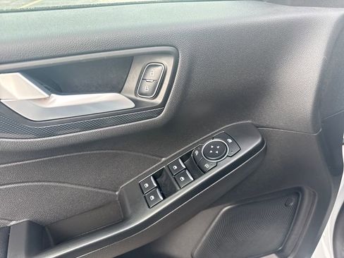 Used 2025 Ford Escape ST-Line Select w/ Tech Pack #1 image 27