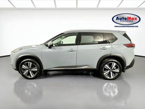 Used 2023 Nissan Rogue SL AWD/4WD image 9