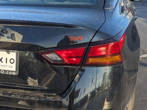 Used 2024 Nissan Altima 2.5 SR image 4