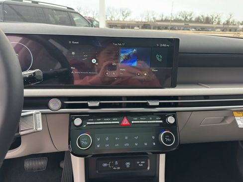 New 2026 Hyundai Tucson Limited image 19