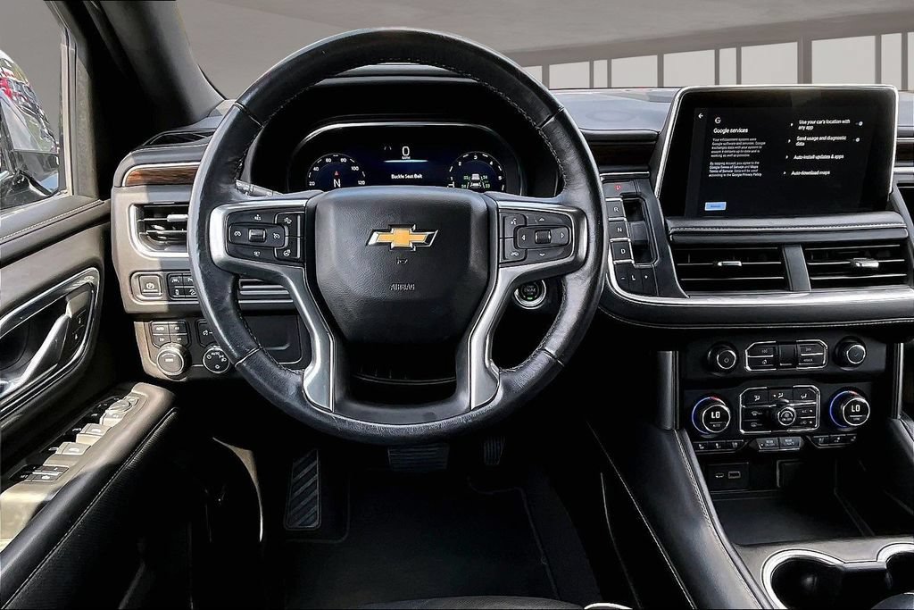 Used 2022 Chevrolet Suburban Premier AWD/4WD image 5