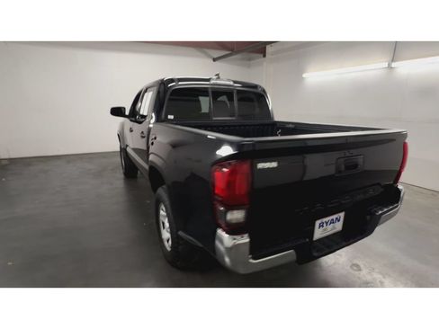 Used 2019 Toyota Tacoma SR5 RWD image 7