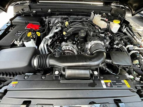 Used 2024 Jeep Gladiator Sport image 57