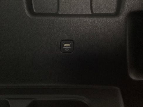 Used 2022 Kia Telluride EX w/ EX Premium Package image 13