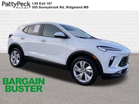 Used 2024 Buick Encore GX Preferred FWD image 1