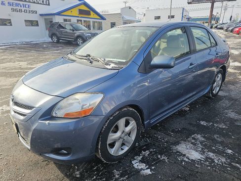 Used 2007 Toyota Yaris S image 2