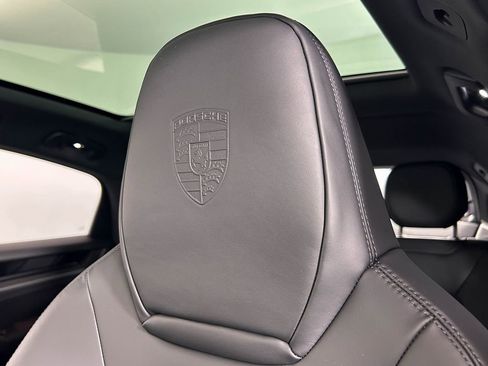 Certified 2024 Porsche Cayenne S AWD/4WD image 16