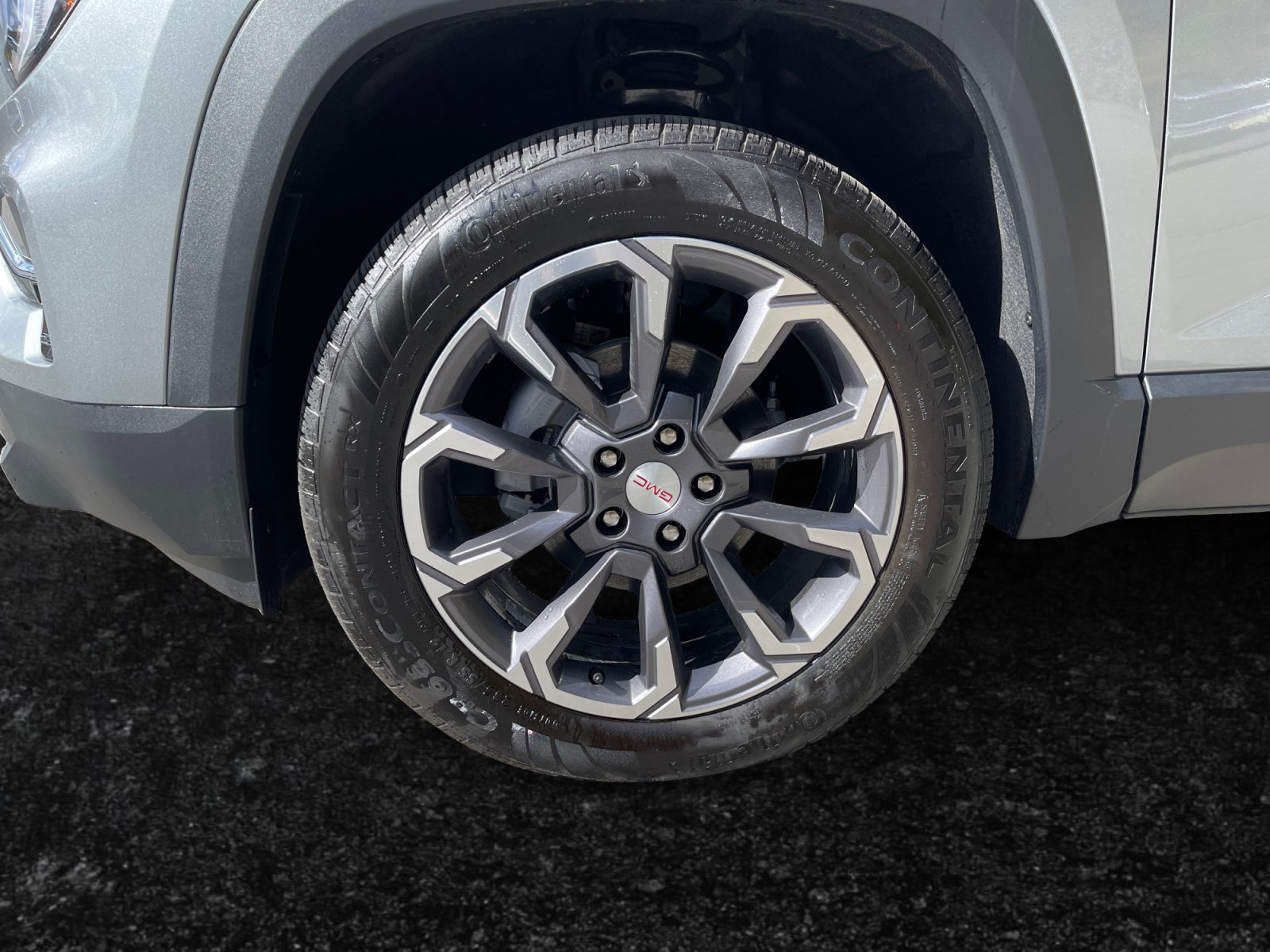 New 2027 GMC Terrain Elevation w/ Elevation Premium Package AWD/4WD image 10