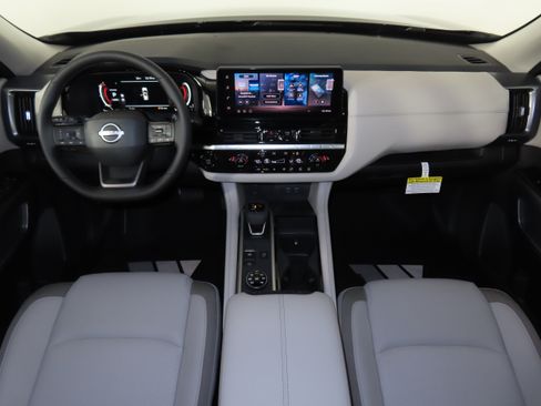 New 2026 Nissan Pathfinder SL AWD/4WD image 10