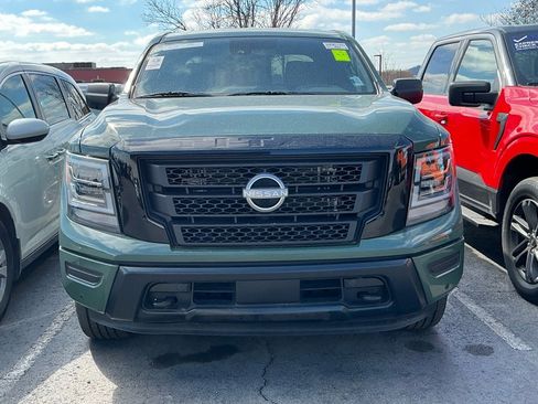 Used 2024 Nissan Titan SV w/ SV Bronze Edition Package image 2