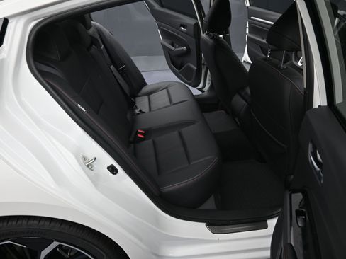 New 2025 Nissan Altima 2.5 SR w/ SR Premium Package image 15