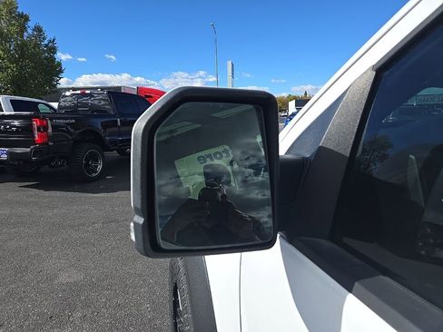 Used 2019 Ford F150 Raptor w/ Equipment Group 802A Luxury image 34