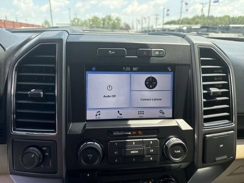 Used 2018 Ford F150 XLT w/ Equipment Group 301A Mid RWD image 14
