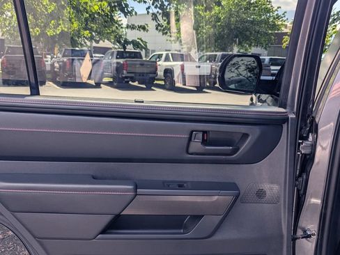 Used 2024 Toyota Sequoia TRD Pro AWD/4WD image 15