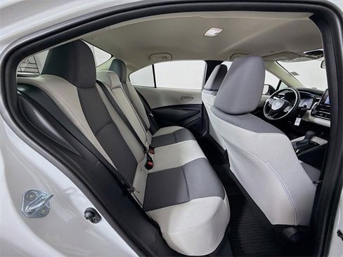 Certified 2025 Toyota Corolla LE image 28