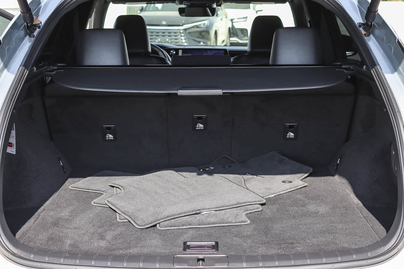 Used 2025 Lexus RX 350 Premium w/ Convenience Package FWD image 29