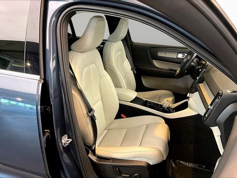 Used 2020 Volvo XC40 T5 Inscription AWD/4WD image 9