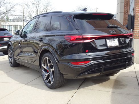 New 2027 Audi SQ6 e-tron Premium Plus AWD/4WD image 3