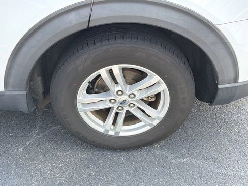 Used 2020 Ford Explorer XLT RWD image 19