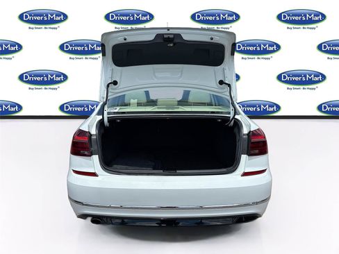 Used 2017 Volkswagen Passat 1.8T R-Line w/ R-Line Lighting Package FWD image 24