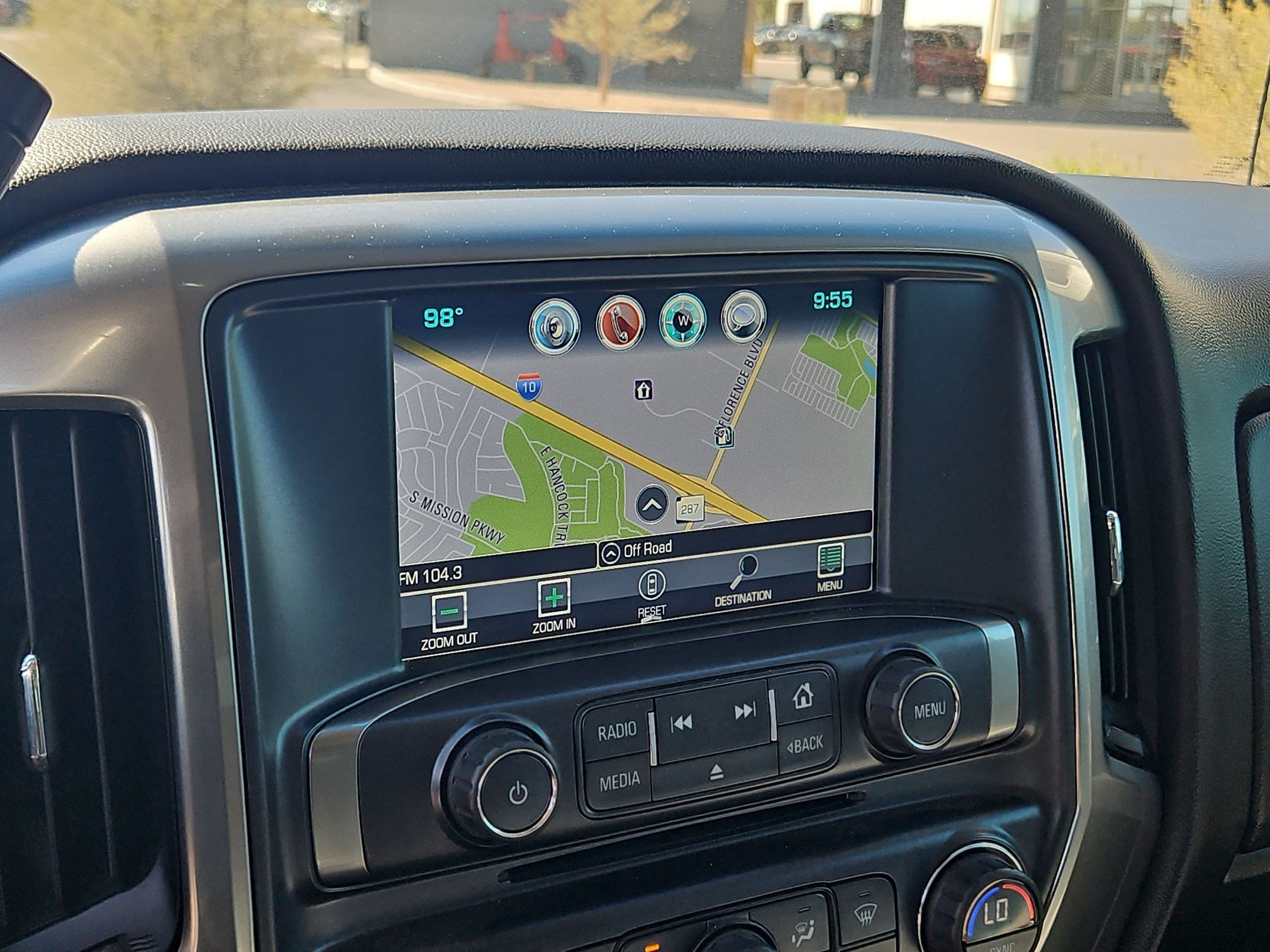 Used 2017 Chevrolet Silverado 1500 LT w/ All Star Edition AWD/4WD image 19