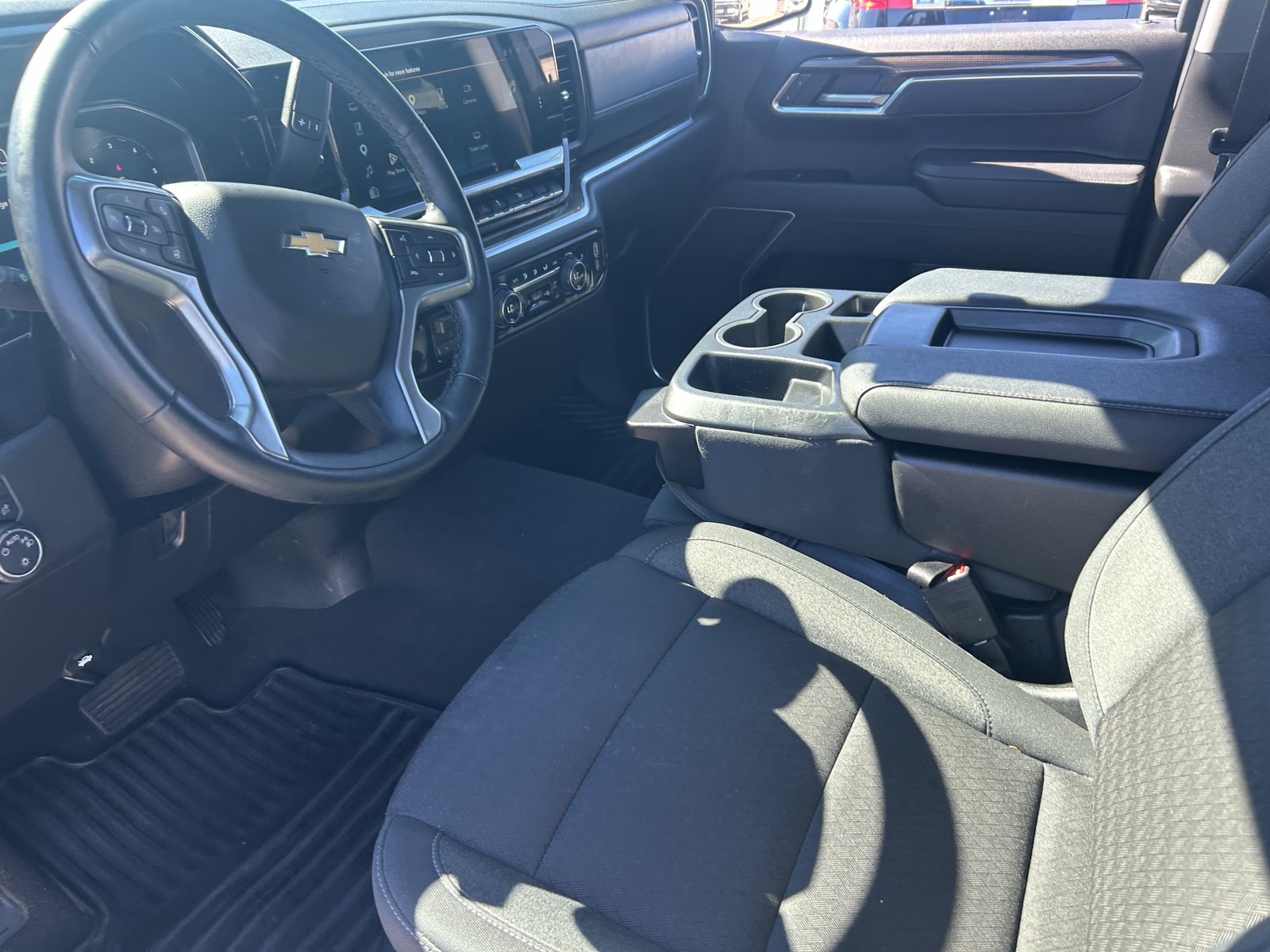Used 2026 Chevrolet Silverado 1500 LT AWD/4WD image 12