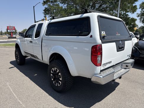 Used 2019 Nissan Frontier SV AWD/4WD image 6