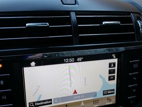 Used 2017 Lincoln Continental Reserve w/ Technology Package image 15