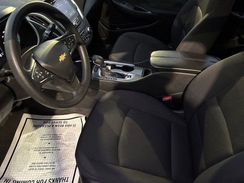 Used 2024 Chevrolet Malibu LT image 11