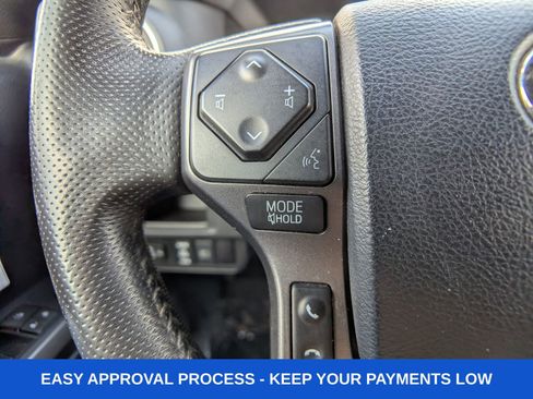 Used 2019 Toyota Tacoma TRD Off-Road AWD/4WD image 30