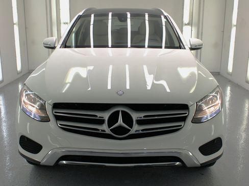 Used 2017 Mercedes-Benz GLC 300 w/ Premium 1 Package image 3