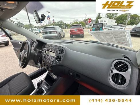 Used 2013 Volkswagen Tiguan S AWD/4WD image 26