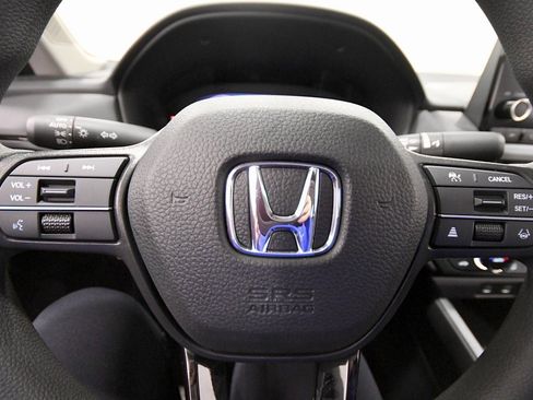 New 2025 Honda Accord SE image 18