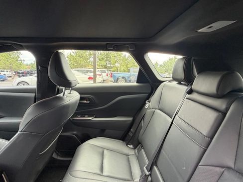 Used 2025 Toyota Crown Signia AWD/4WD image 17
