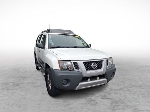 Used 2014 Nissan Xterra S AWD/4WD image 3
