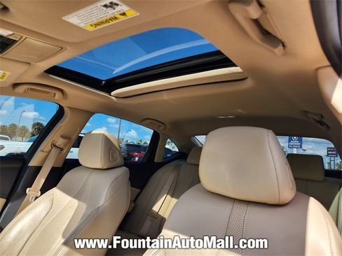 Used 2022 Acura TLX w/ Technology Package image 17