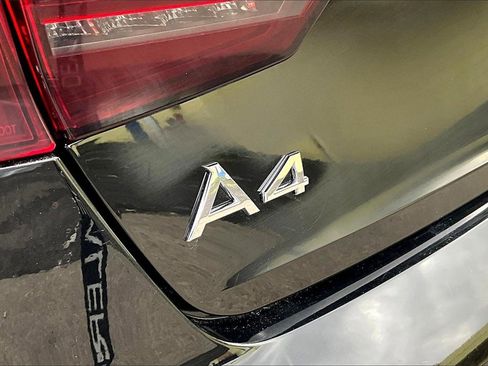Used 2023 Audi A4 2.0T Premium Plus image 34