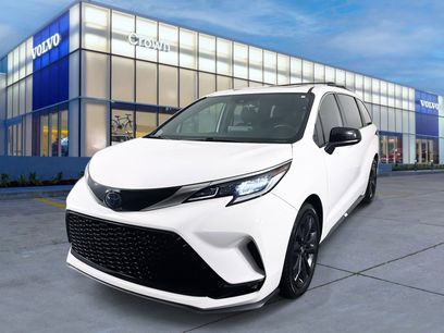 Used 2023 Toyota Sienna XSE